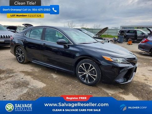 Used 2018 Toyota Camry SE FWD image 5