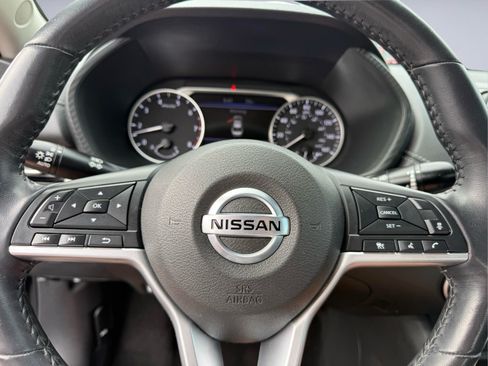 Used 2021 Nissan Sentra SV FWD image 31
