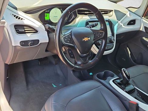 Used 2021 Chevrolet Bolt Premier w/ Infotainment Package FWD image 12