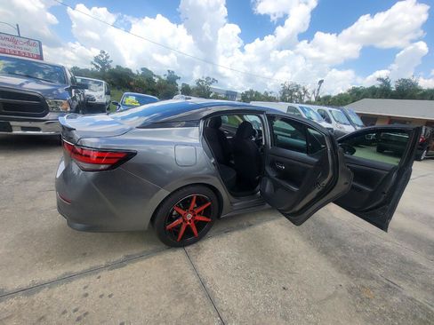 Used 2021 Nissan Sentra SR FWD image 53