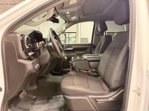 Used 2026 Chevrolet Silverado 2500 LT AWD/4WD image 26