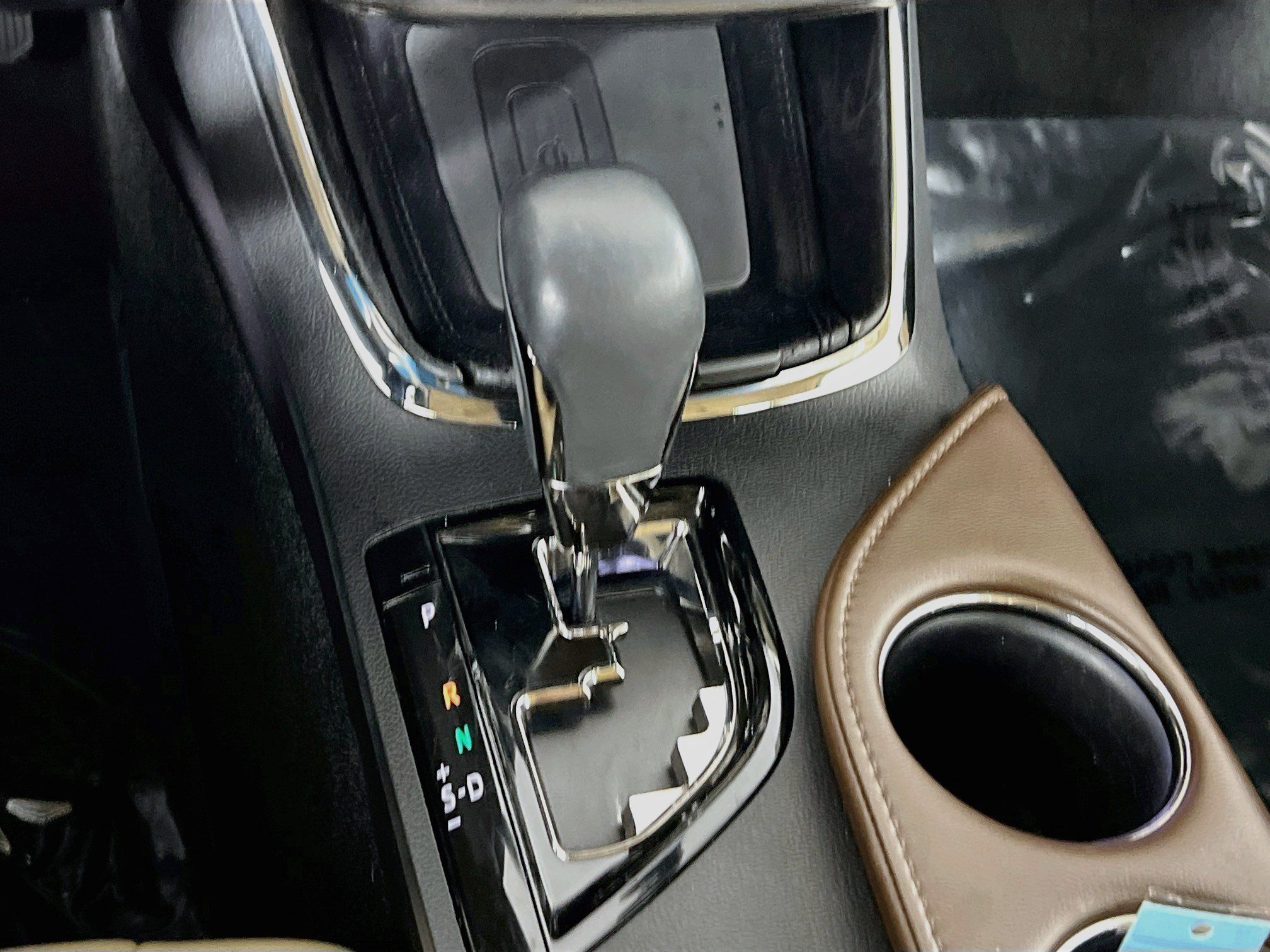 Used 2018 Toyota Avalon Limited FWD image 24