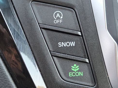 Certified 2024 Honda Odyssey Touring image 8