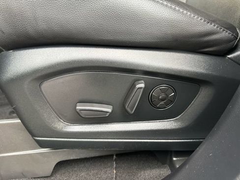 Used 2022 Ford Explorer ST w/ Equipment Group 401A image 13