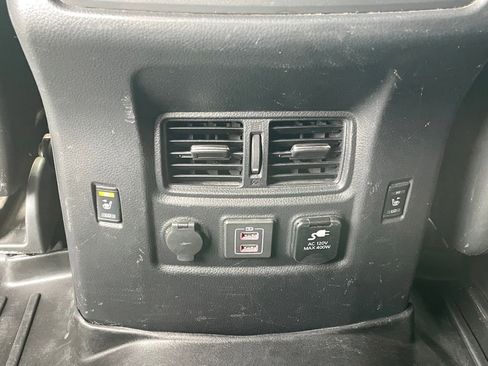 Used 2019 Nissan Titan Platinum Reserve w/ Platinum Utility Package AWD/4WD image 21