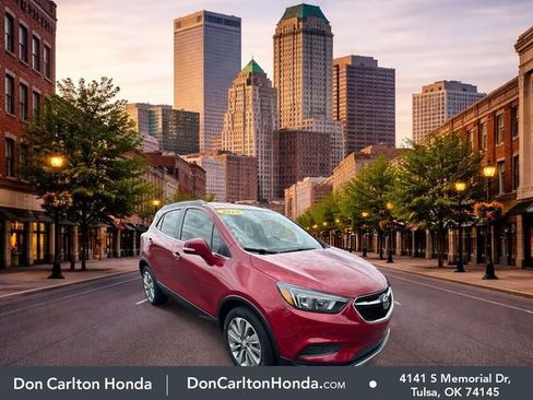 Used 2019 Buick Encore Preferred FWD image 1