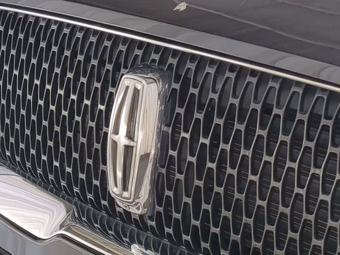 Used 2020 Lincoln Navigator Reserve w/ Equipment Group 208A Reserve AWD/4WD image 15