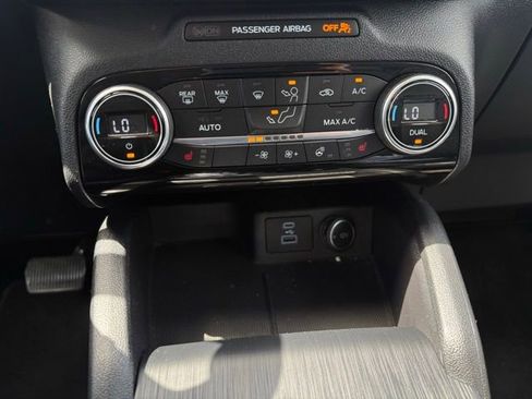 Used 2021 Ford Escape SEL FWD image 30