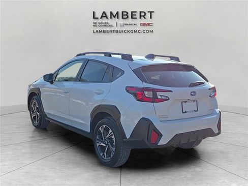 Used 2025 Subaru Crosstrek 2.0i Premium image 2