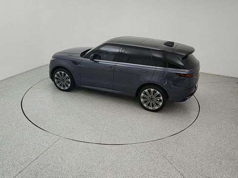 Used 2026 Land Rover Range Rover Sport Dynamic SE AWD/4WD image 19