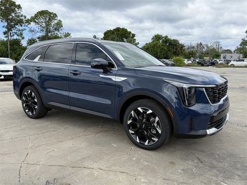 New 2026 Kia Sorento EX image 2