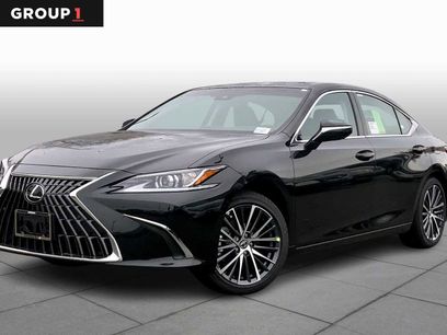 New 2025 Lexus ES 350 w/ Premium Package
