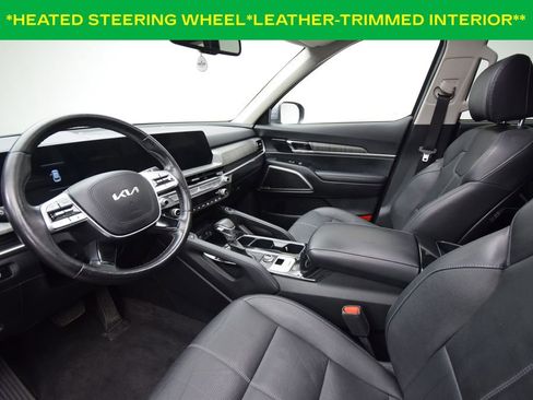 Used 2023 Kia Telluride EX w/ EX Captain's Chair Package AWD/4WD image 9