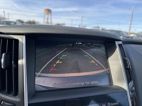 Used 2018 INFINITI Q50 Luxe w/ Essential Package (2.0T Luxe) image 21