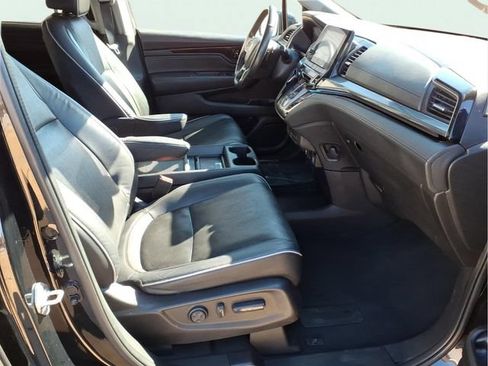 Used 2023 Honda Odyssey Elite image 21
