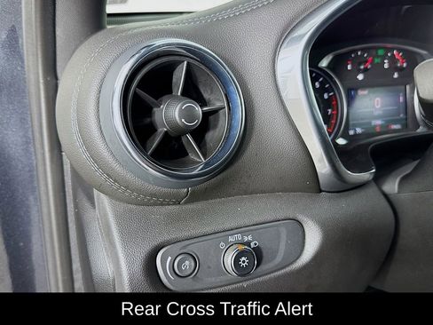 Used 2022 Chevrolet Blazer LT image 14