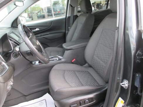 Used 2021 Chevrolet Equinox LT AWD/4WD image 15