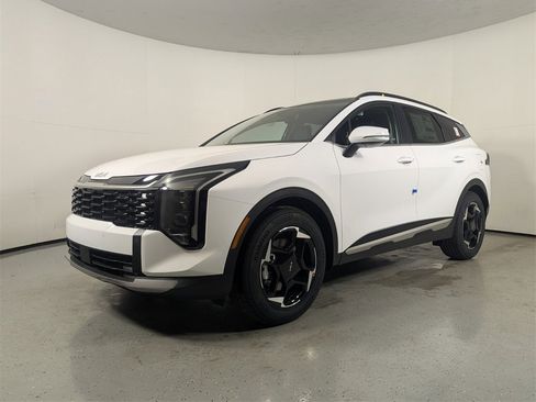 New 2026 Kia Sportage EX image 3