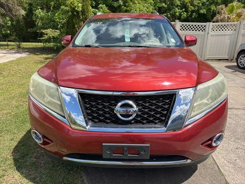 Used 2014 Nissan Pathfinder SL w/ SL Tech Package FWD image 4