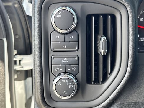 New 2025 GMC Sierra 3500 Pro w/ Convenience Package image 19