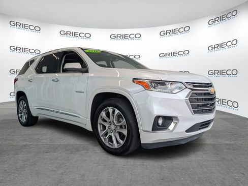 Used 2021 Chevrolet Traverse Premier AWD/4WD image 1