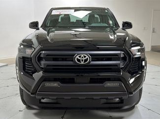 Certified 2025 Toyota Tacoma SR5 video 2