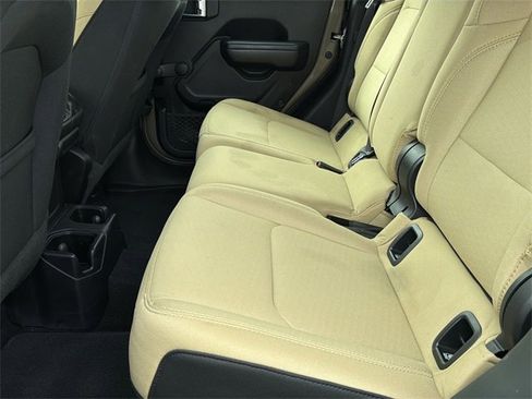 Used 2020 Jeep Gladiator Sport image 22