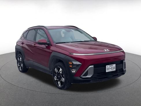 Used 2025 Hyundai Kona SEL image 3