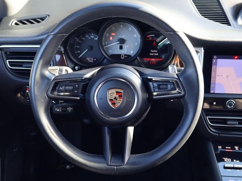 Certified 2023 Porsche Macan S image 15