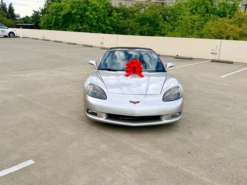 Used 2007 Chevrolet Corvette Coupe w/ Preferred Equipment Group RWD image 60