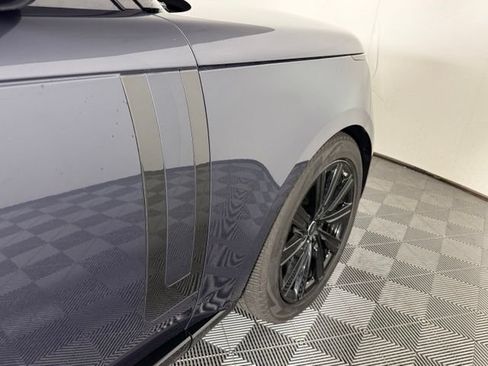 Used 2025 Land Rover Range Rover SE AWD/4WD image 48