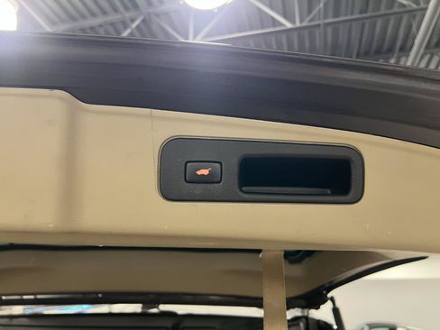 Used 2012 Honda Pilot Touring image 37