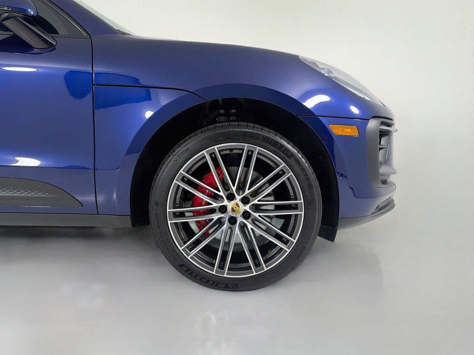 Certified 2023 Porsche Macan S AWD/4WD image 30