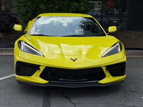 Used 2021 Chevrolet Corvette Stingray Convertible w/ Z51 Performance Package RWD image 3