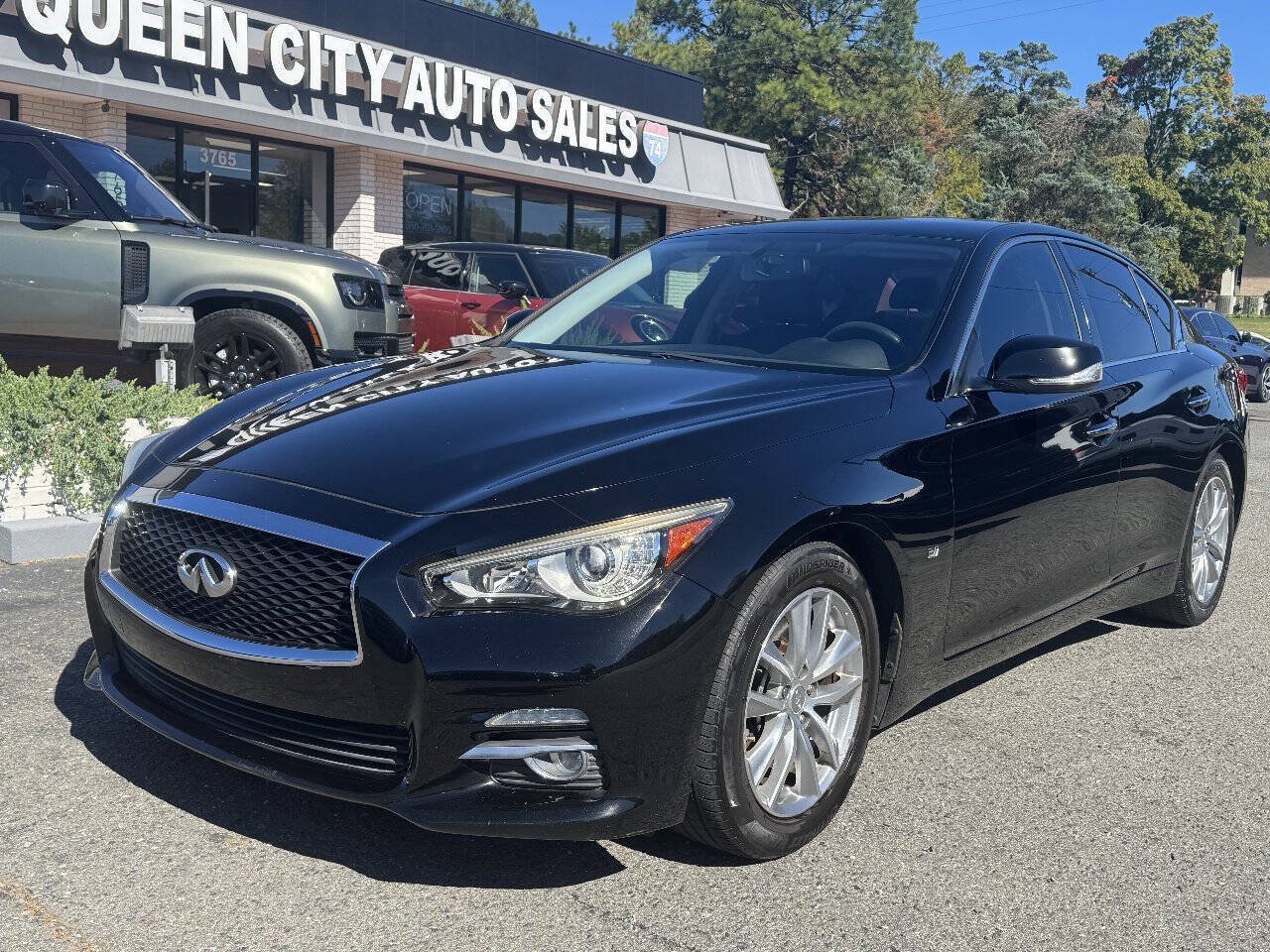 Used 2015 INFINITI Q50 Premium RWD image 2