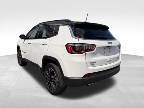 Used 2023 Jeep Compass Limited AWD/4WD image 4