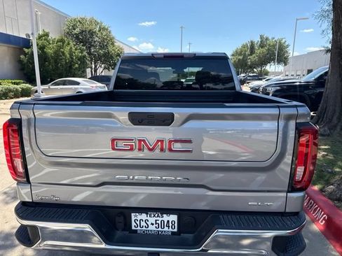 Used 2025 GMC Sierra 1500 SLT RWD image 9