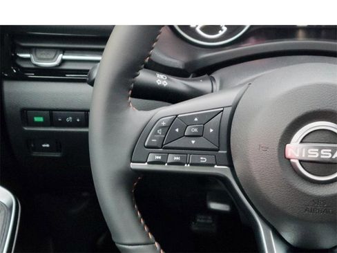 New 2025 Nissan Sentra SR w/ SR Premium Package image 19