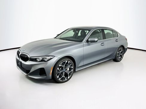 Used 2026 BMW 330i Sedan RWD image 3