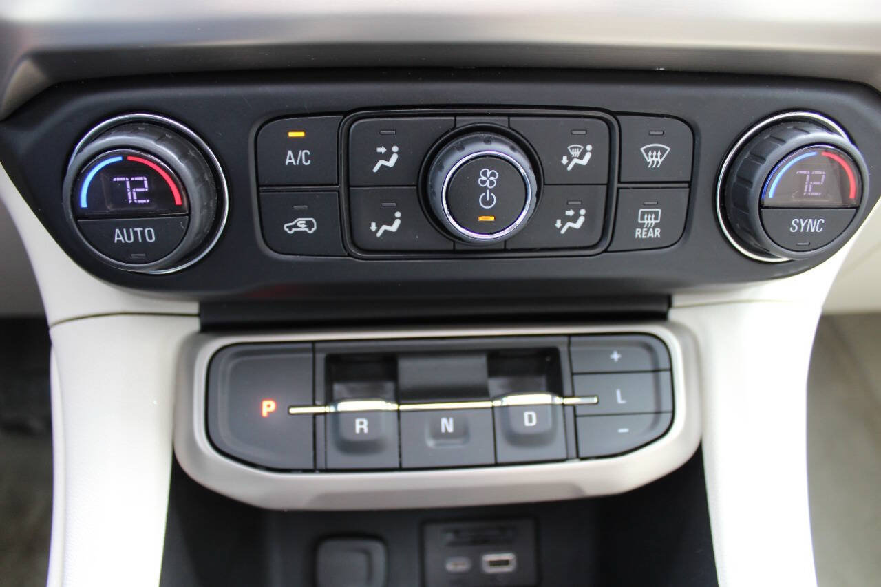 Used 2022 GMC Acadia Denali w/ Denali Ultimate Package AWD/4WD image 14