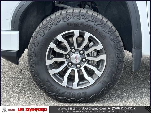 Certified 2023 GMC Sierra 1500 AT4 w/ AT4 Preferred Package AWD/4WD image 10