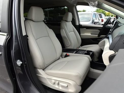 New 2026 Honda Odyssey EX-L image 24