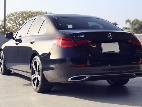 Used 2023 Mercedes-Benz C 300 Sedan image 3