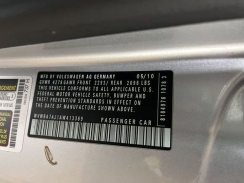 Used 2010 Volkswagen Golf 2-Door image 23