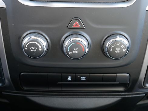 Certified 2024 RAM 1500 Classic SLT image 23