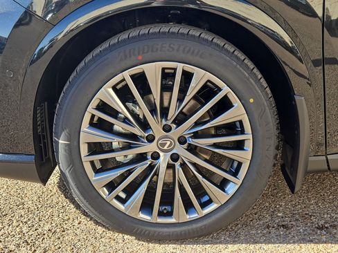 New 2026 Lexus RX 450h AWD image 11