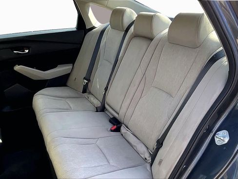 Used 2023 Honda Accord EX image 40