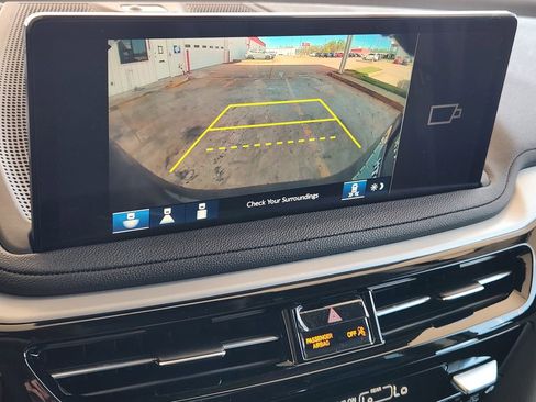 New 2026 Acura MDX SH-AWD image 18