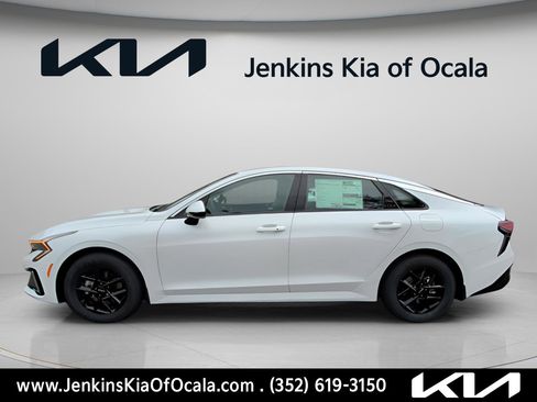 New 2026 Kia K5 LXS FWD image 9