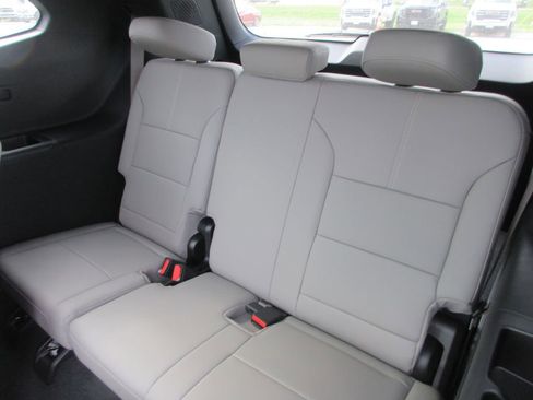 New 2026 GMC Acadia Elevation w/ Black Edition FWD image 14